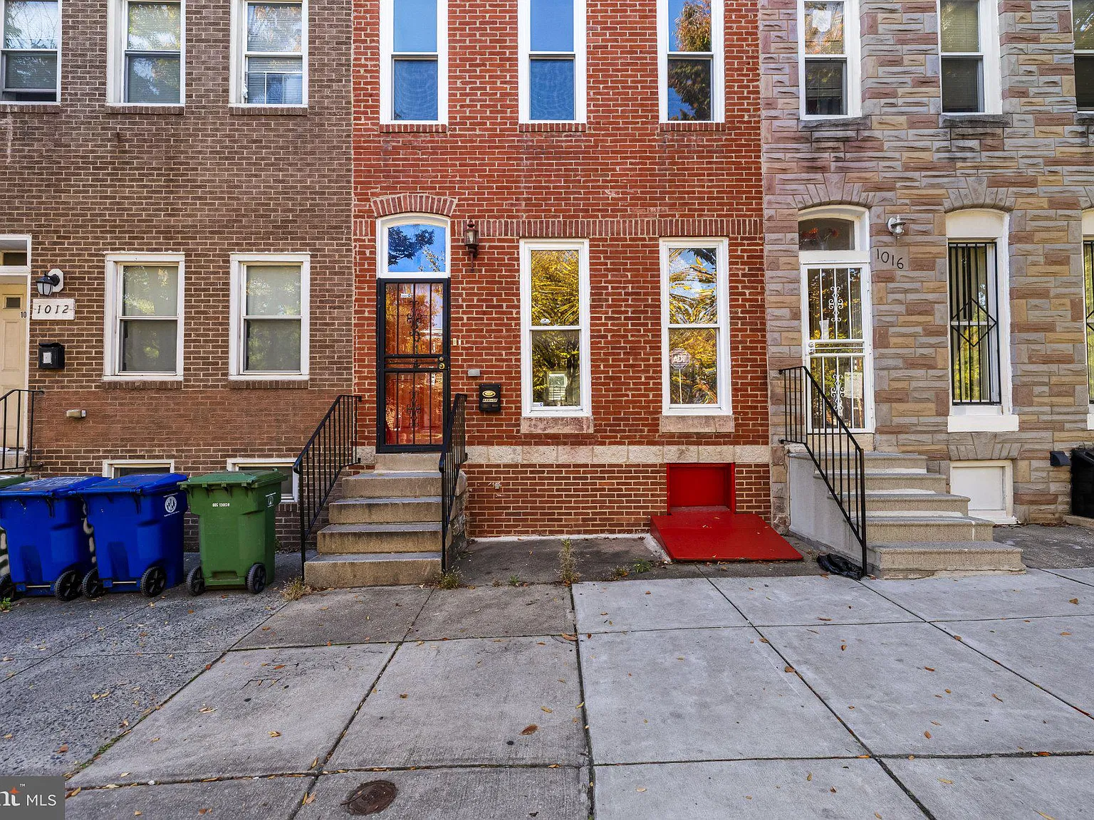 3 bed, 2.5 bath, 1800 sqft, $2,600 — Photo 2