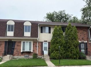 2015 Richton Pl, Richton Park, IL 60471