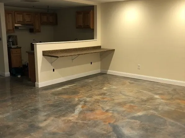 17 Federal St APT 211, Worcester, MA 01608