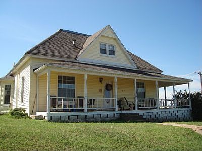 1st image of 505 E 8th St