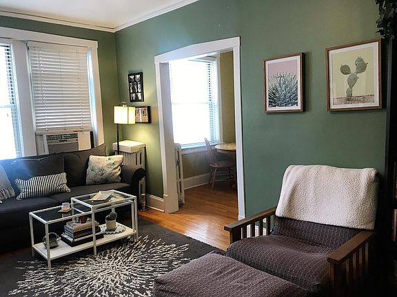 4th image of 209 Chicago Ave APT 1