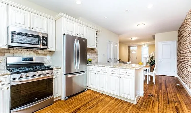 341 Ilchester Ave #2 — Photo 4