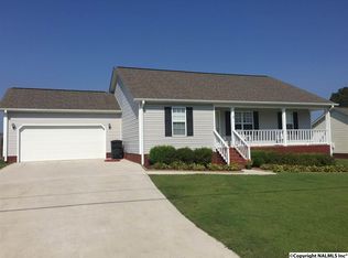 38 Mary Jo Isom Ln, Arab, AL 35016