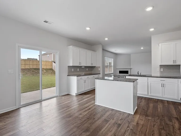 340 Fenwick Dr — Photo 14