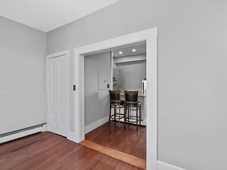 73 Main St #12 — Photo 6