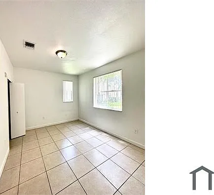 1652 SE 28th St #105 — Photo 8