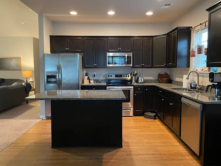 Shakleton Dr — Photo 5