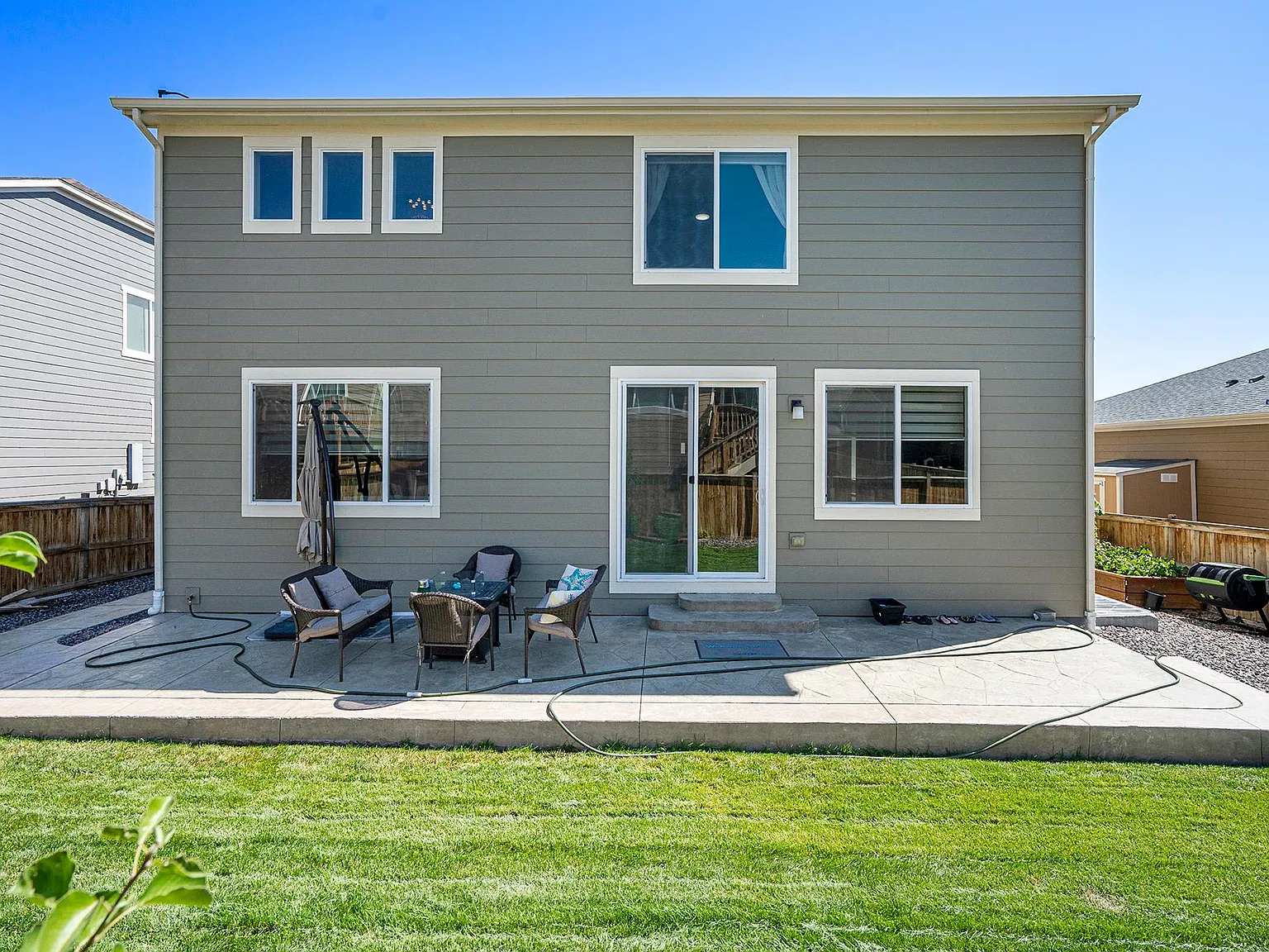 4 bed, 4447 sqft, $3,900 — Photo 4