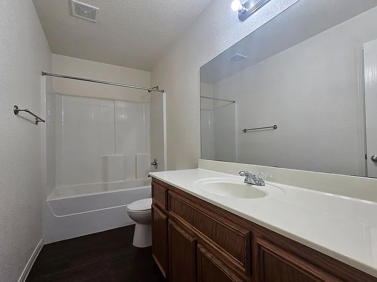 3807 John Chisholm Loop #A — Photo 20