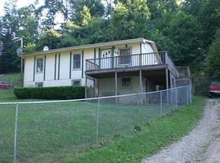 123 Powers Loop Rd, Oakdale, TN 37829