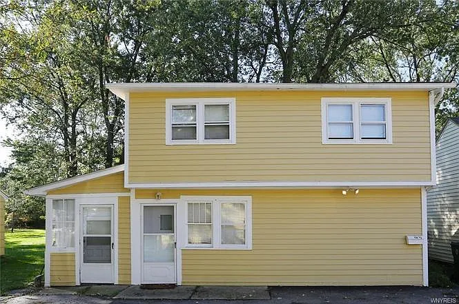 706 Nash Rd #1/2 — Photo 2