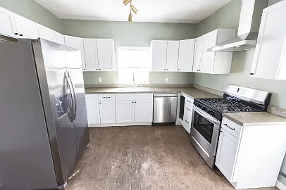 2 bed, 945 sqft, $1,300 — Photo 4