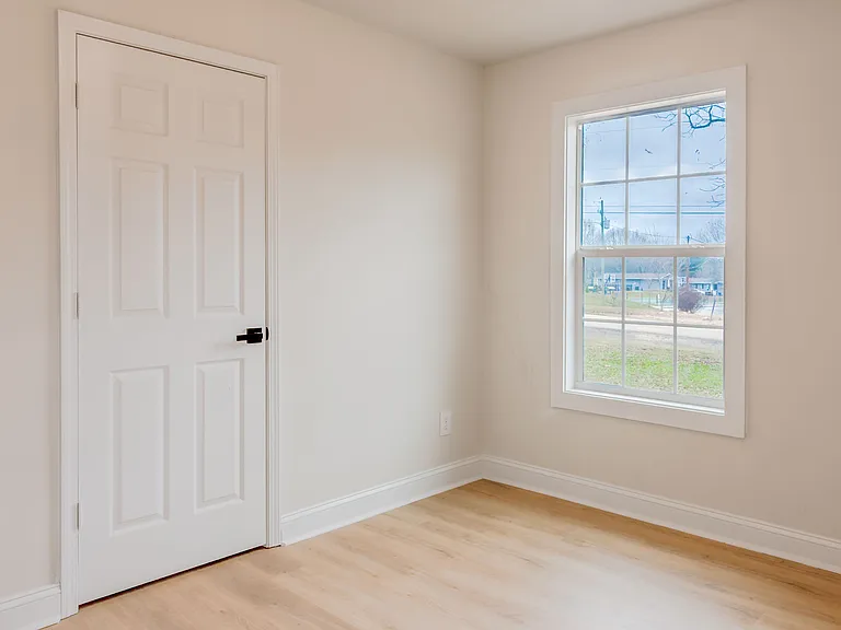 37 Coweta St — Photo 4