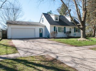 2529 Chaparral St, Kalamazoo, MI 49006
