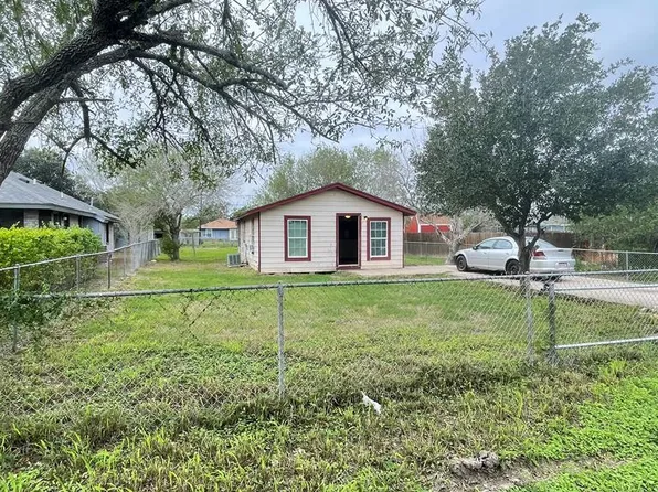 1419 S Vermont Ave, Mercedes, TX 78570