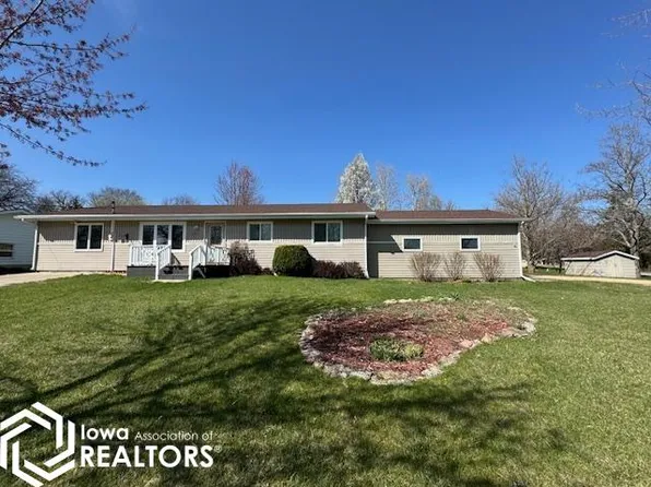 205 Lewis St, Bedford, IA 50833