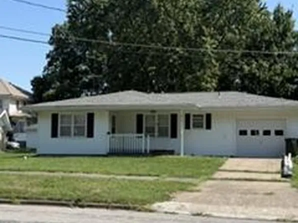 212 N Gex St, La Plata, MO 63549