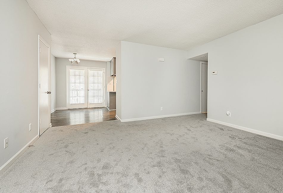 2nd image of 2400 Celanese Rd