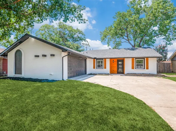 637 W Grenoble Dr, Grand Prairie, TX 75052