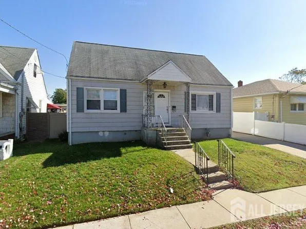 694 Mary St, Perth Amboy, NJ 08861