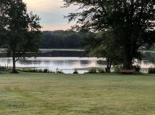 940 N Farms Rd, Wallingford, CT 06492