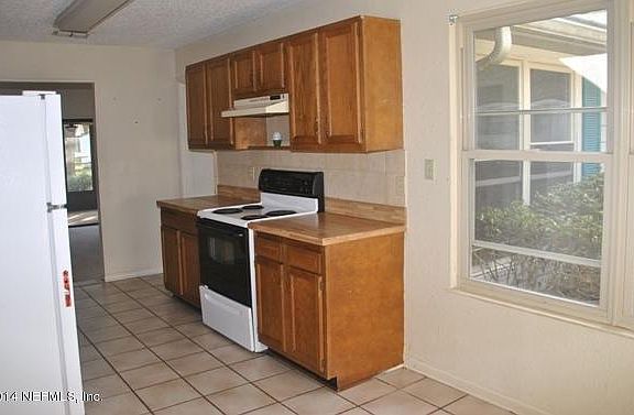 4th image of 13658 Picarsa Dr