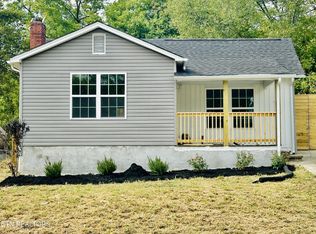 921 N Chamberlain Ave, Rockwood, TN 37854