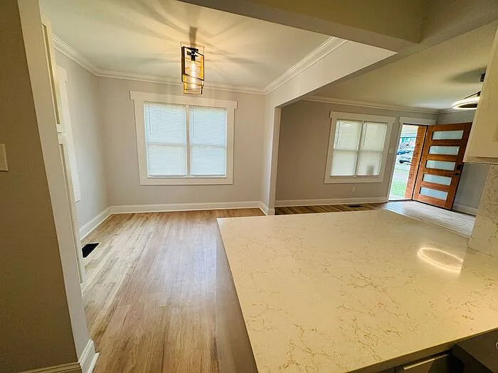1511 Humes Ave NE — Photo 6