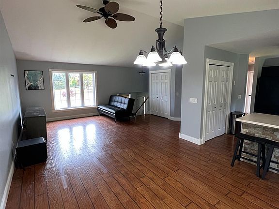 4th image of 8970 High Creek Ct