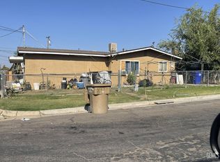 2512 Nelson St, Bakersfield, CA 93305