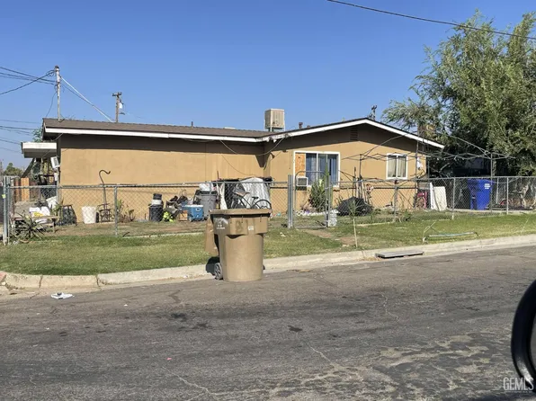 2512 Nelson St, Bakersfield, CA 93305