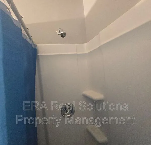 1706 Carstare Dr — Photo 18