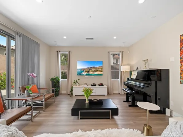 216 Oceano, Irvine, CA 92602