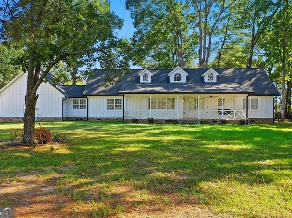 1625 Lake Rd, Hiram, GA 30141