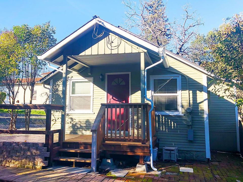 1st image of 17489 Shelburne Way