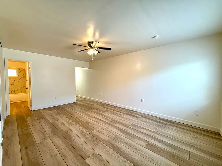 Palm Acres Apartments — Photo 5