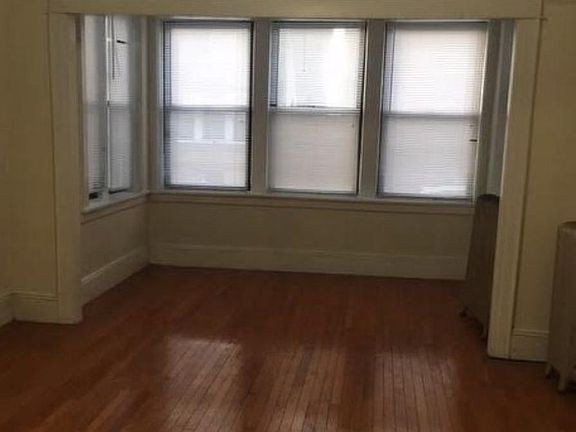2nd image of 1834 Norman St #2L