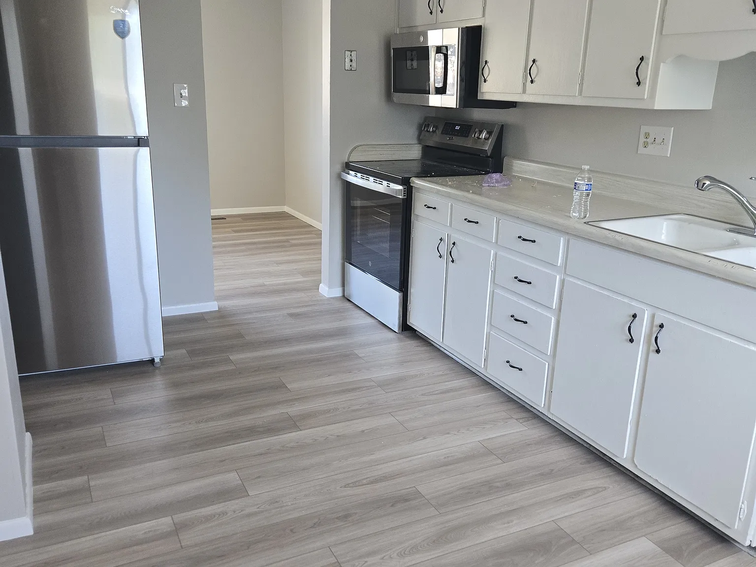4 bed, 2014 sqft, $2,000 — Photo 3