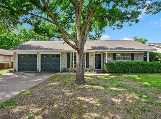 5514 Chantilly Ln, Houston, TX 77092