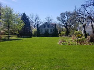 1447 Olive Rd, Homewood, IL 60430