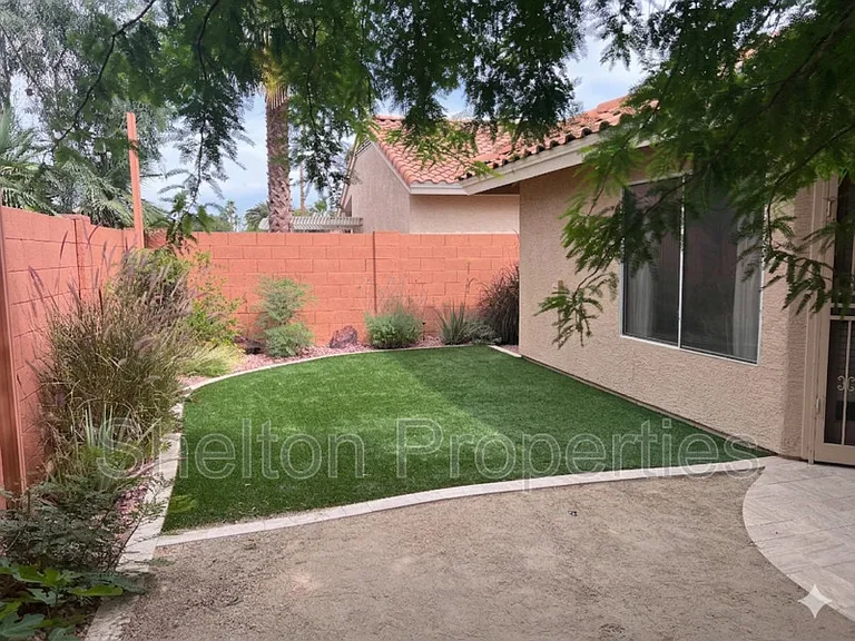 7714 W Piute Ave — Photo 18