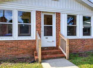 711 Brook Ave, Suffolk, VA 23434