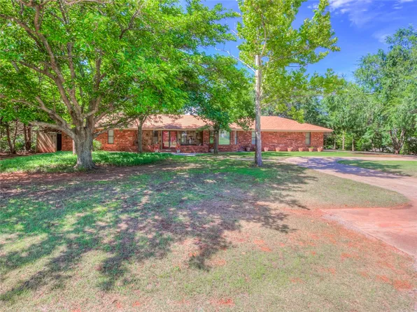 11709 Little Ln, Mustang, OK 73064