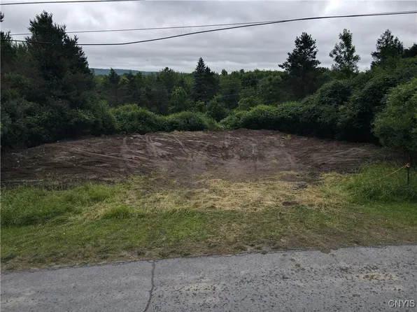 Woodside Dr #80, Watertown, NY 13601