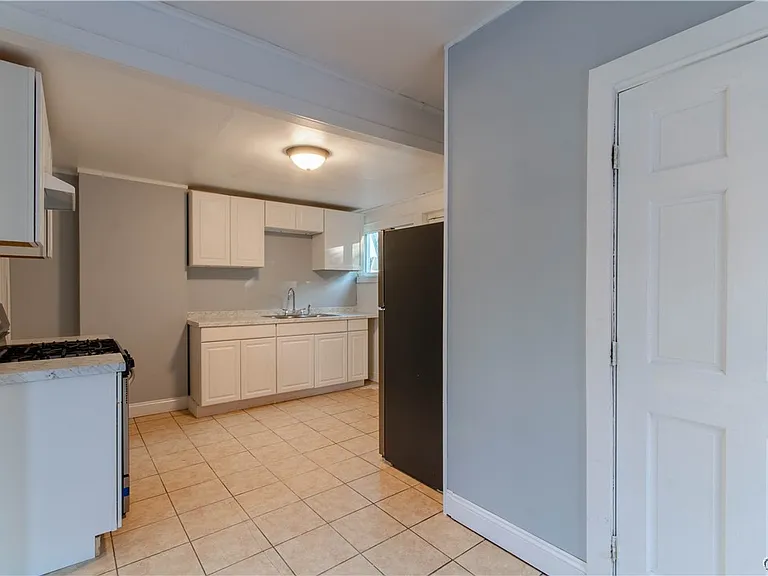 863 W Main St #863 — Photo 15