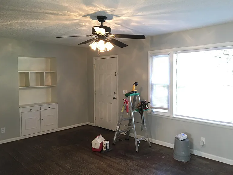 640 Yowell Ave — Photo 9