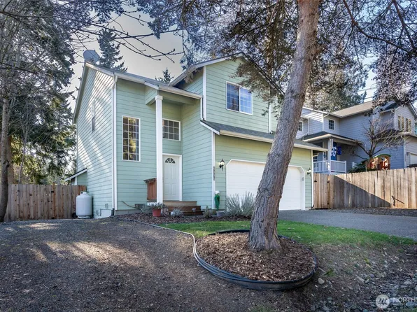 6585 NE Prospect Street, Suquamish, WA 98392