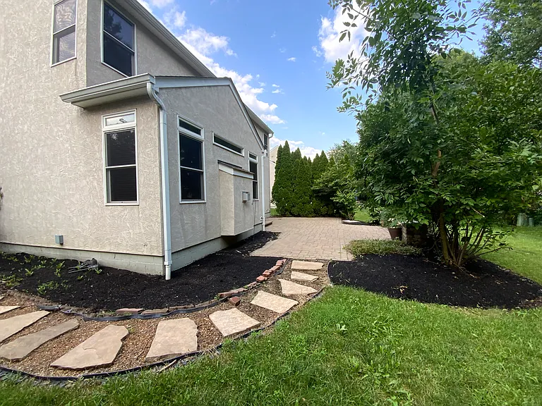 6757 Blue Holly Dr — Photo 8