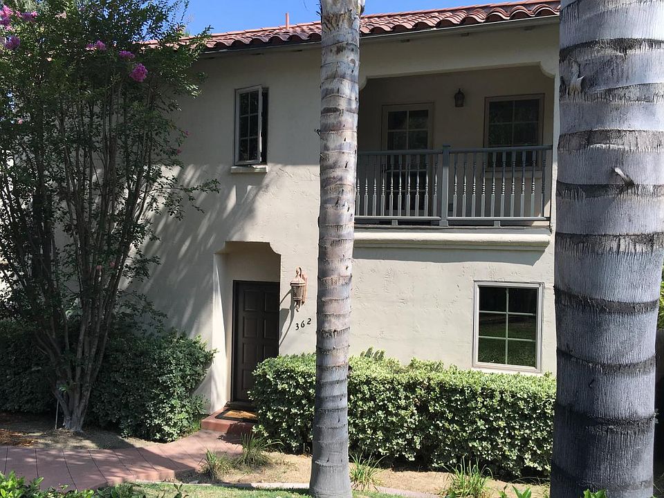 Outside front view showing bedroom balcony