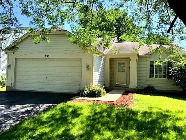 1393 Green Oak Trl photo 1
